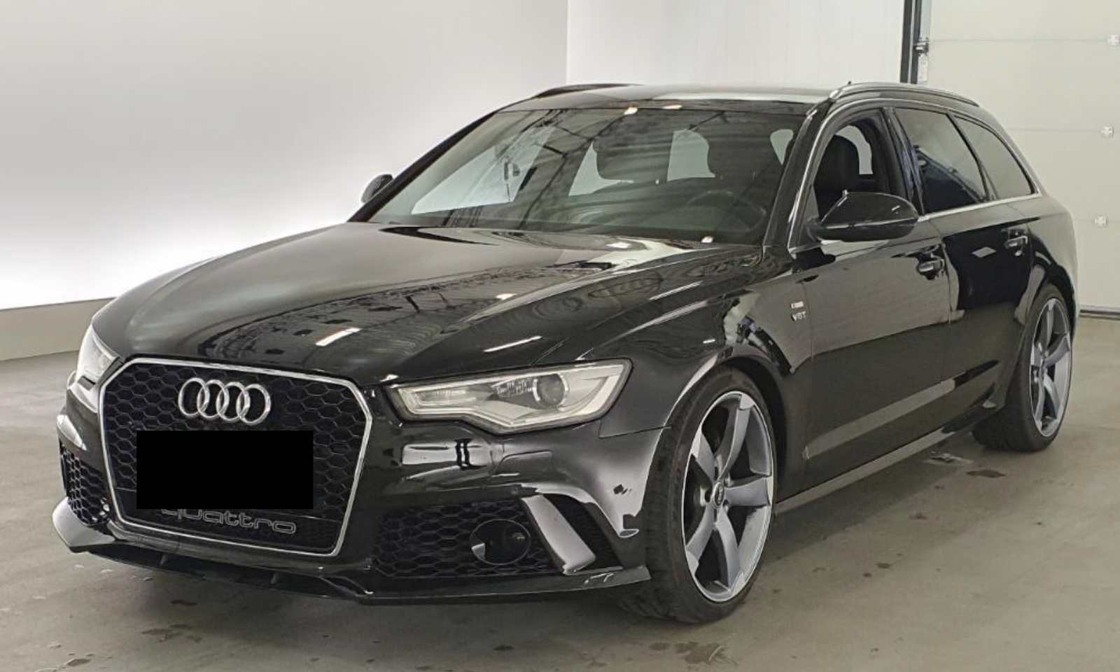 Audi S6 — photo 2